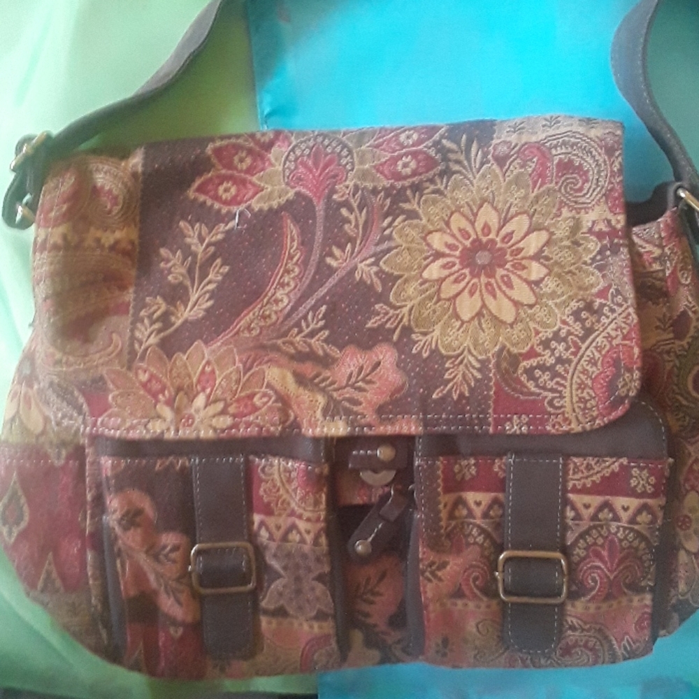Cloth tapestry cross body bag